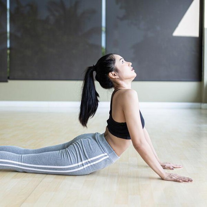 Ilustrasi Yoga Hatha/Foto: freepik.com/jcomp