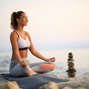 5 Jenis Yoga Populer Ini Cocok untuk Pemula dan Punya Banyak Manfaat