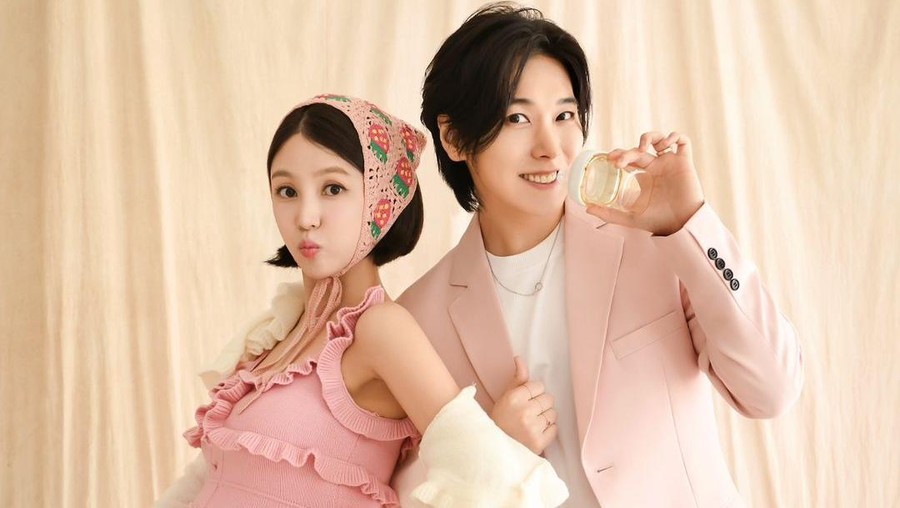 Istri Lee Sungmin Super Junior Hamil