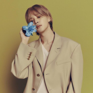 Sapa Penggemar di Momen Imlek, Jimin BTS Janji Segera Kembali usai Wamil