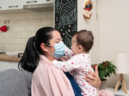 Tips Memilih Obat Flu Ibu Menyusui di Warung yang Aman untuk ASI