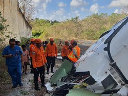 4 Fakta Helikopter Wisata Jatuh di Bali gegara Tali Layangan