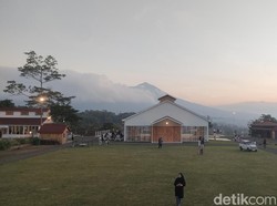 Menikmati Senja di Kafe Estetik Bernuansa Eropa di Garut