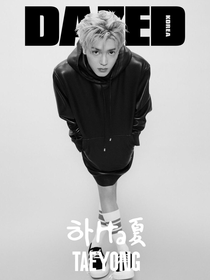 Terlebih, saat ini Taeyong tengah disibukkan dengan tugas wajib militer yang dijalaninya sejak April 2024 lalu./ Foto: Peter Ash Lee/DAZED Korea