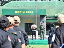 650 Personel Polres Ponorogo Amankan Arak-arakan PSHWTM di Puncak Suran Agung