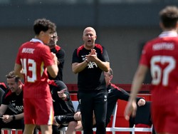 Respons Arne Slot Usai Debut Buruk Bersama Liverpool