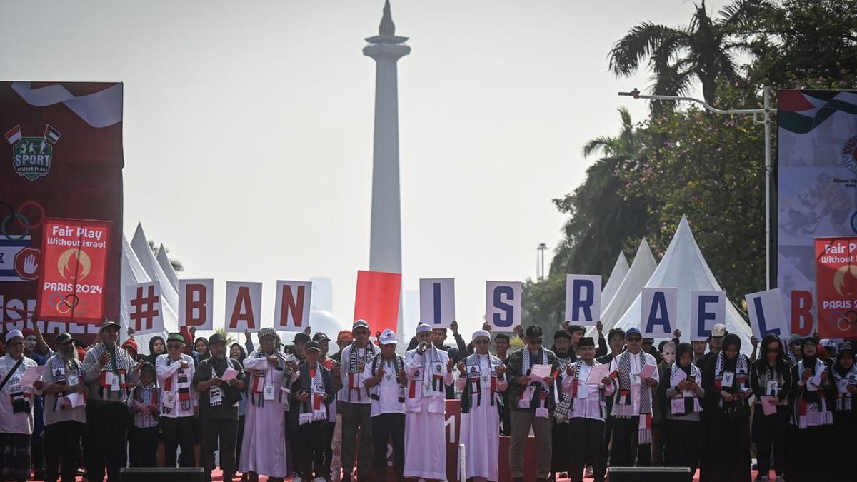 FOTO: Aksi Bela Palestina di Jakarta, Desak Larang Israel di Olimpiade
