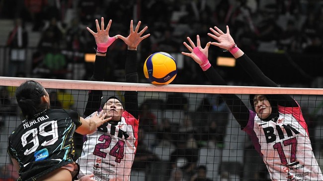 Air Mata Haru Nurlaili di Podium Kemenangan Proliga 2024 Dihibur Dukungan Netizen
