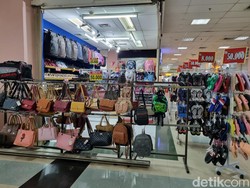 Respons Pedagang Surabaya Saat Muncul Isu Razia Barang Impor Ilegal