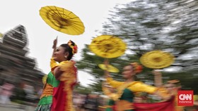 FOTO: Parade Budaya Ramaikan Hari Anak Nasional di TMII