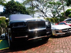Kenapa Ada Orang Beli Mobil Mewah tapi Pakai Nama Orang Lain/Perusahaan?