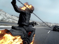 Sinopsis Ghost Rider: Spirit of Vengeance, Usaha Melepaskan Kutukan