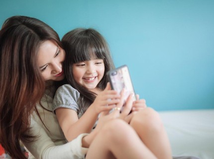 Kapan Waktunya Anak Diberi Akses Internet Sendiri? Ini Kata Pakar
