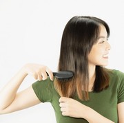 Kebiasaan Menyisir Rambut Ternyata Bisa Ungkap Kepribadian, Yuk Cari Tahu!