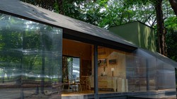 img-title Mengintip Rumah Pohon di Tengah Kota yang Estetik dan Klasik