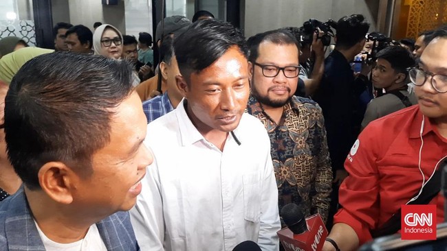 Tim kuasa norma ayah Eky, Rudiana, menyatakan melayangkan gugatan kepada saksi Dede dan eks Bupati Purwakarta