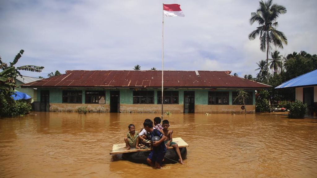 Banjir Halmahera: Warga Dievakuasi, Status Tanggap Darurat Ditetapkan
