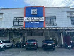 OJK Cabut Izin Bank di Padang gegara Kondisi Keuangan Perusahaan Tak Sehat