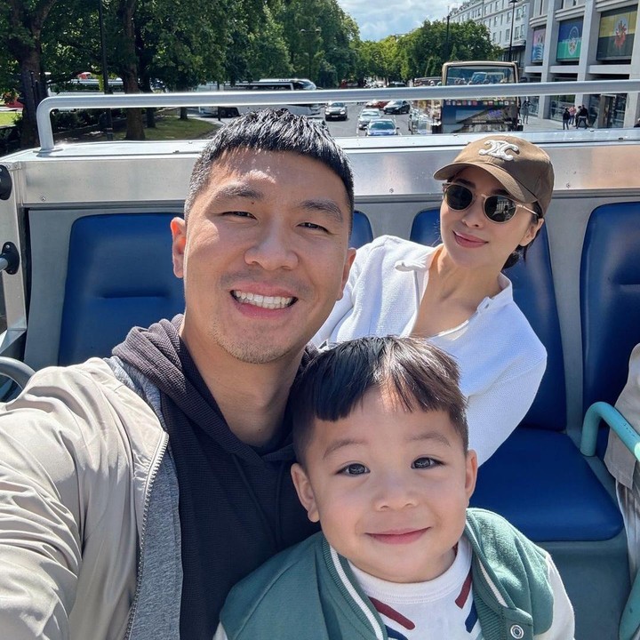 <p>Nikita Willy mengikuti saran sang dokter untuk tidak memberikan <em>gadget</em> di usia yang terlalu dini pada sang putra, Issa. Jika tidak, dokter menyebut anak hanya ingin menonton dan enggan bereksplorasi. "Jadi sama dokternya memang dilarang untuk memberikan gadget sejak dini atau seumuran Issa sekarang. Karena kalau sekali sudah melihat <em>gadget</em>, dia akan fokus ke <em>gadget</em> itu dan maunya nonton terus," kata Nikita mengutip kanal YouTube-nya beberapa waktu lalu. (Foto: Instagram: @nikitawillyofficial94)</p>