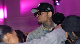 Chris Brown Ditangkap dan Didakwa atas Penyerangan di Inggris