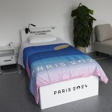 Atlet China Kaget Usai Bawa Oleh-oleh Selimut dari Olimpiade 2024