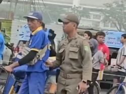 Viral Kakek Penjual Roti Didorong di CFD Medan, Satpol PP: Dia Ngeyel