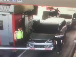 Detik-detik Polisi Gagalkan Pengiriman 30 Kg Sabu di Tol Lampung