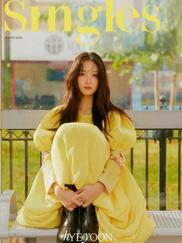 img-title Kunjungi London, Kim Hye Yoon Tampil Manis dalam Pemotretan Bersama Singles Korea