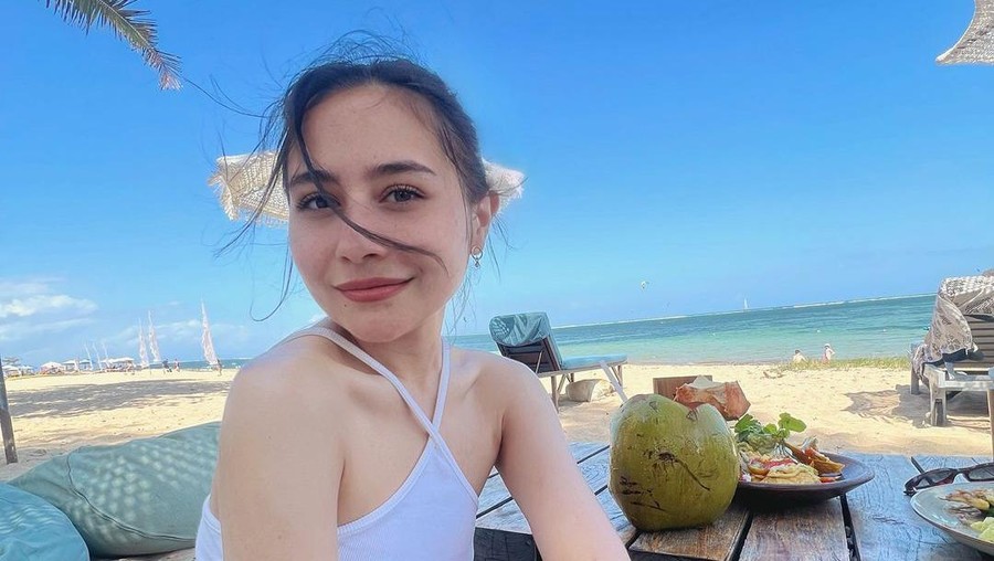Prilly Latuconsina