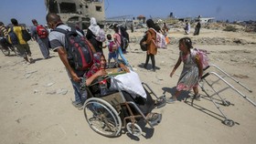 FOTO: Malang Warga Khan Younis Gaza Terusir Lagi usai Digempur Israel