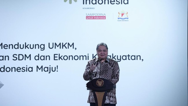 Menko Perekonomian Airlangga Hartarto sangat mengapresiasi komitmen PT HM Sampoerna membantu UMKM dalam negeri naik kelas dan bisa tembus pasar ekspor.