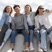 4 Fakta Menarik Generasi Zilenial, Generasi Mikro Antara Milenial dan Gen Z