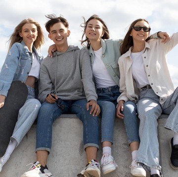 4 Fakta Menarik Generasi Zilenial, Generasi Mikro Antara Milenial dan Gen Z