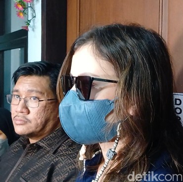 Polisikan Suami Terkait Kasus Penggelapan Mobil, Kimberly Ryder: Masih Proses