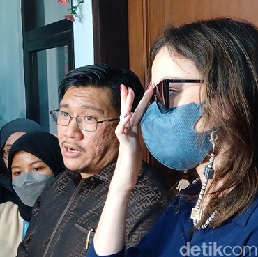 Kimberly Ryder Ungkap Sudah Tiga Kali Ditalak Edward Akbar