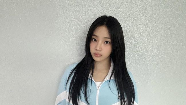 Ibu Minji blak-blakan soal kisruh antara ADOR dan HYBE, ungkap soal masa trainee NewJeans di Source Music.