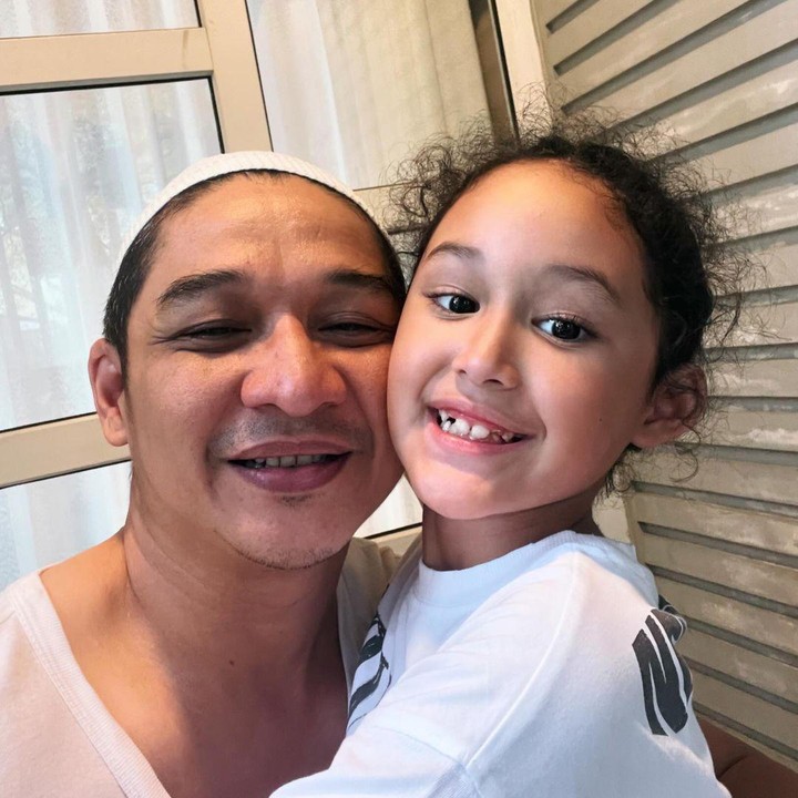 <p>Ketika anak-anaknya ulang tahun, Pasha juga selalu mengunggah potret bersama sang putri dan memberikan <em>caption</em> manis. "<em>Hbd</em> <em>our love @princesskaylamutiara</em> udah tu7uh tahun ya sayang syukur <em>alhamdulillah,"</em> tulis Pasha, dikutip dari laman <em>Instagram@pashaungu_vm,</em> Rabu (24/7/2024). (Foto: Instagram@pashaungu_vm)</p>