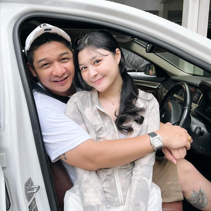 <p>Sigit Purnomo Syamsudin Said atau yang dikenal dengan sebutan Pasha Ungu, termasuk figur publik yang sering mengunggah aktivitasnya di media sosial. Ini juga termasuk saat Pasha menghabiskan waktu bersama anak-anaknya. (Foto: Instagram@pashaungu_vm)</p>