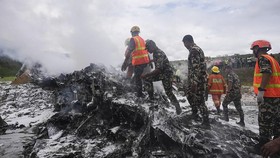 FOTO: Pesawat Saurya Airlines Jatuh di Nepal, Hanya Pilot yang Selamat