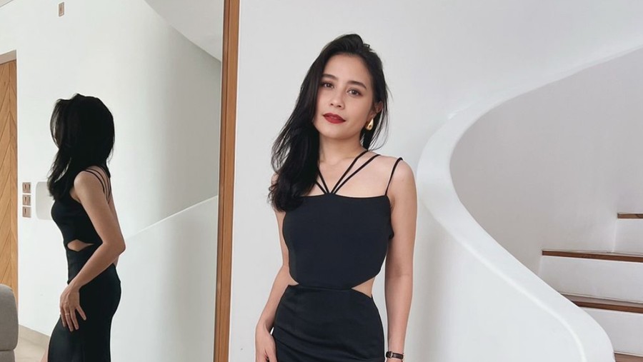 Prilly Latuconsina Prilly Latuconsina