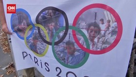 VIDEO: Aksi Bela Palestina di Paris, Tolak Israel di Olimpiade