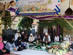 Memaknai Tradisi Baca Kitab Sejarah Kacijulangan di Pangandaran