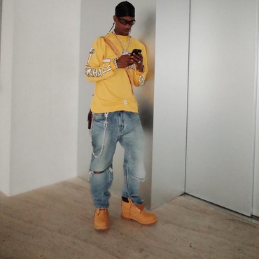 Lirik Lagu 4x4 - Travis Scott