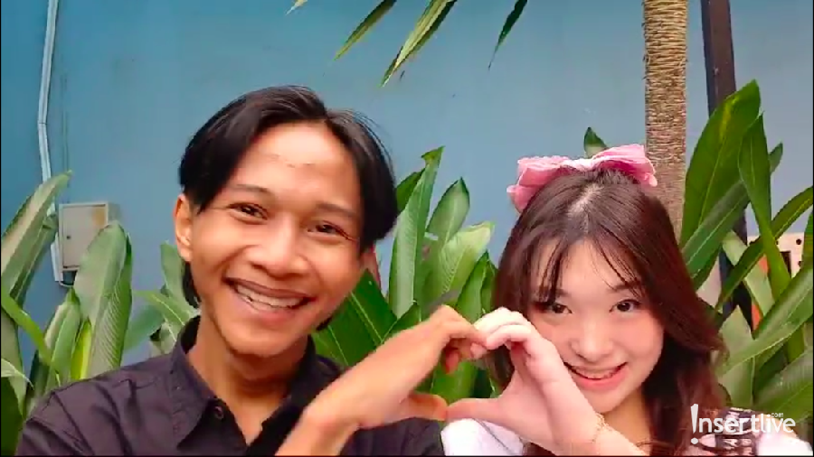 Fajar Sad Boy dan Livy Renata