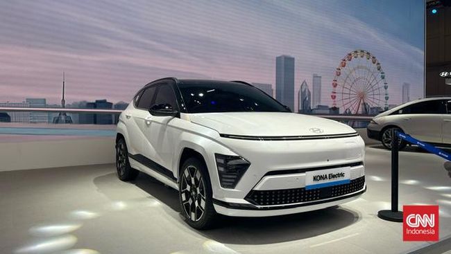 Hyundai Serahkan Kona Electric ke Blue Bird Jadi Taksi Listrik di IKN