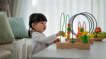 AKTIVITAS PENUNJANG PERKEMBANGAN OTAK ANAK