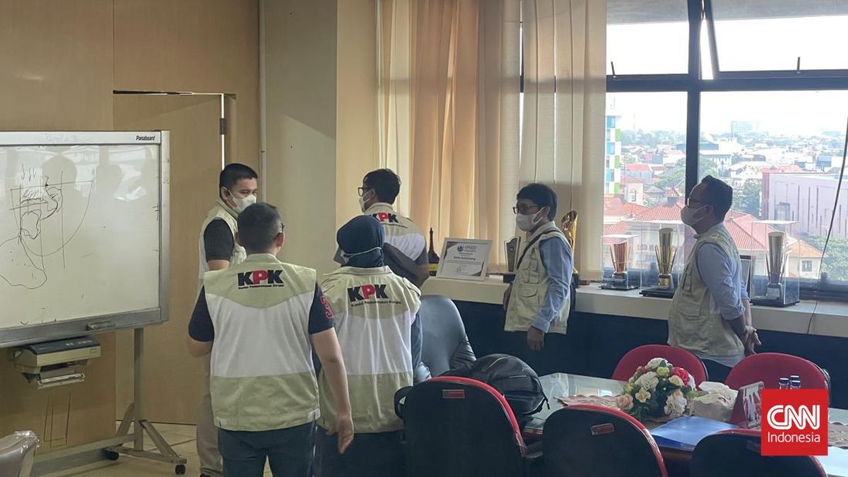8 Orang yang Kena OTT KPK Diperiksa di Polres OKU Sumsel