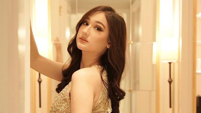 Celana Dalam Dicuri di Lokasi Syuting, Laura Moane Ungkap Rasa Insecure