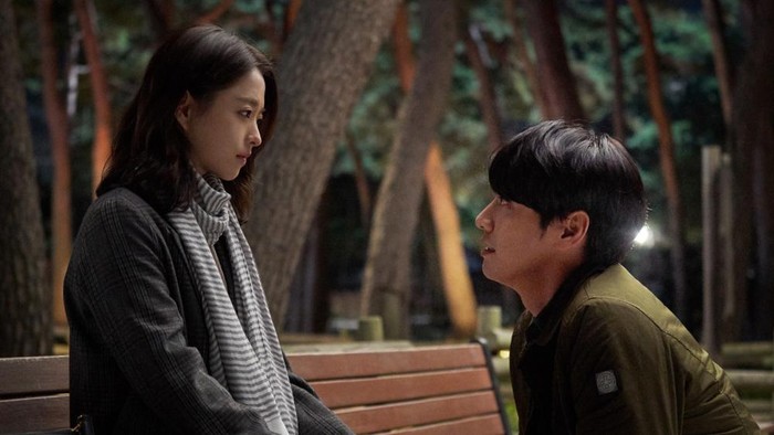 Siap-siap Dibikin Baper, Simak Rekomendasi 5 Film Korea Komedi-Romantis Ini! Ada yang Tayang di Netflix