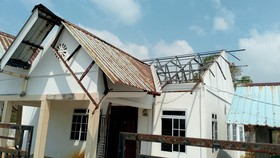 Rumah Warga Pulau Rempang Dibongkar, Ibu-Ibu Berjaga di Posko